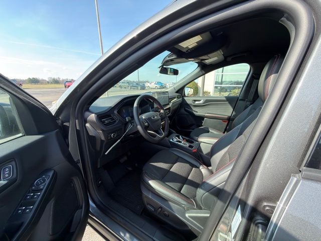 2026 Ford Escape Hybrid ST-Line Select