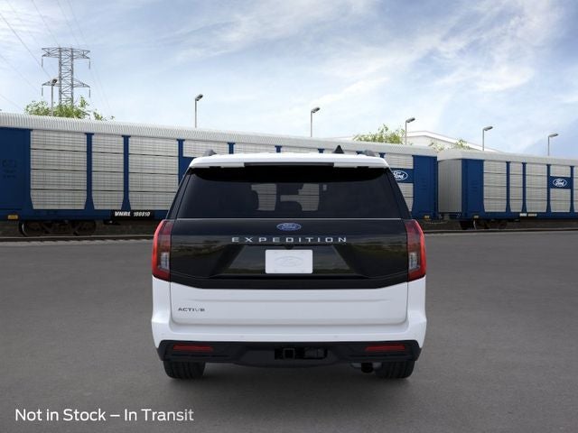 2026 Ford Expedition Active INTRANSIT