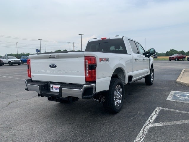 2025 Ford F-350SD Lariat