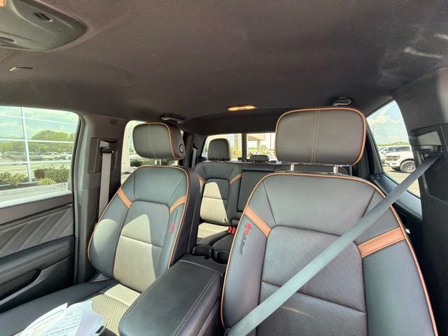 2023 GMC Canyon AT4