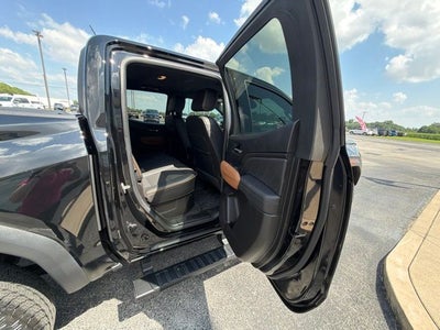 2023 GMC Canyon AT4