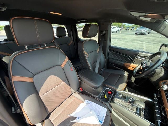 2023 GMC Canyon AT4
