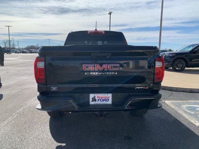 2023 GMC Canyon AT4