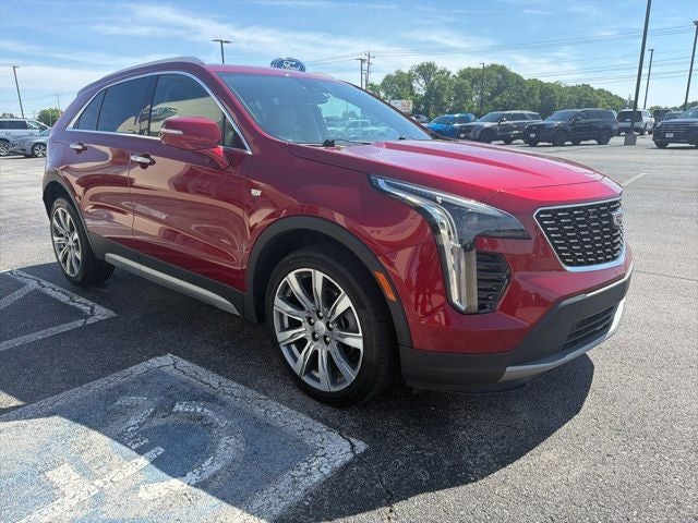 2023 Cadillac XT4 Premium Luxury
