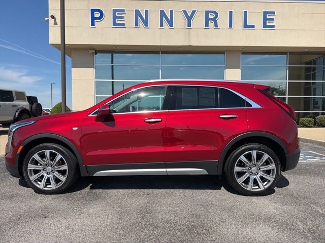 2023 Cadillac XT4 Premium Luxury