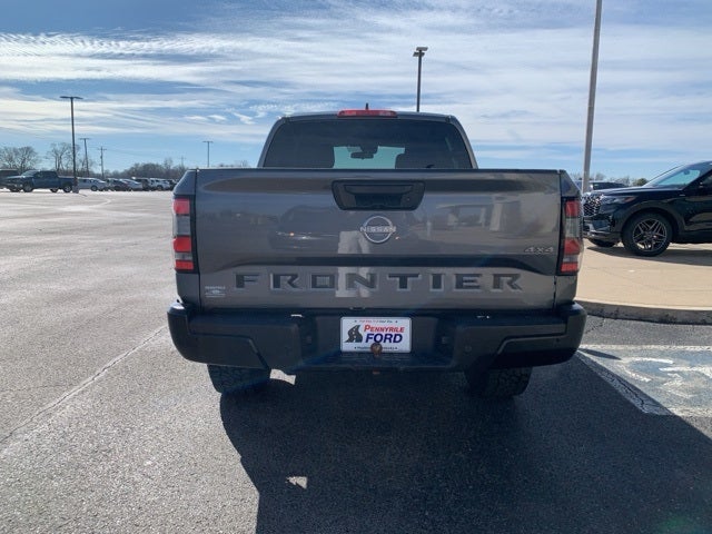 2022 Nissan Frontier S