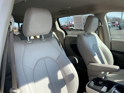 2021 Chrysler Voyager LXI