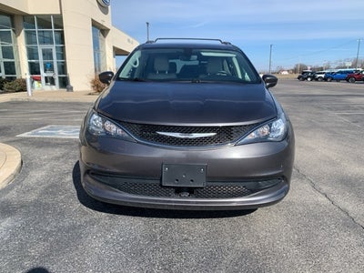 2021 Chrysler Voyager LXI