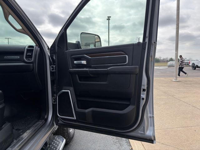 2022 RAM 3500 Laramie