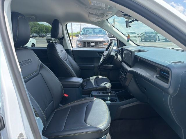 2025 Ford Maverick Lobo Standard