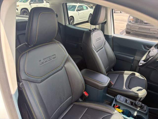 2025 Ford Maverick Lobo Standard