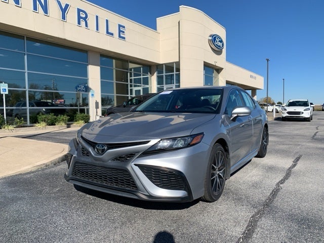 2022 Toyota Camry Base