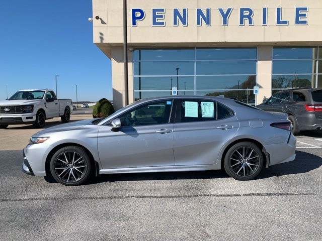 2022 Toyota Camry Base