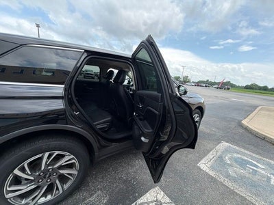 2023 Lincoln Corsair Standard