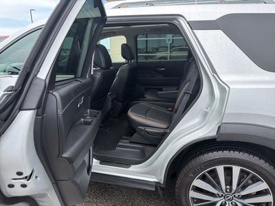 2022 Nissan Pathfinder Platinum