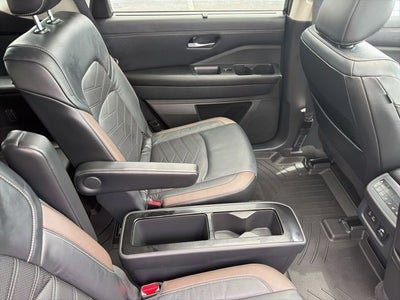 2022 Nissan Pathfinder Platinum