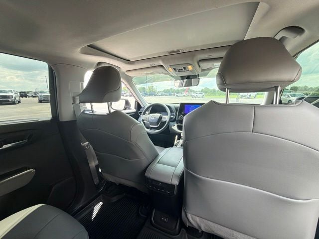 2024 Toyota Highlander XLE