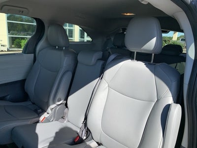 2023 Toyota Sienna XLE