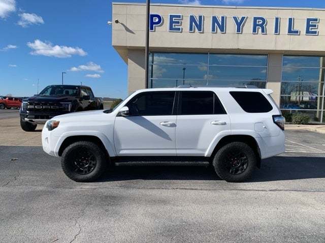 2017 Toyota 4Runner Base