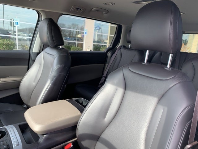 2025 Kia Carnival LXS