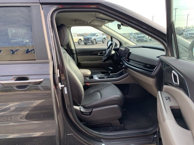 2025 Kia Carnival LXS