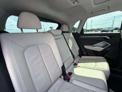 2020 Audi Q3 Premium quattro