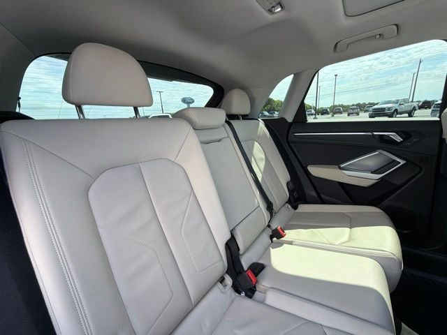 2020 Audi Q3 Premium quattro