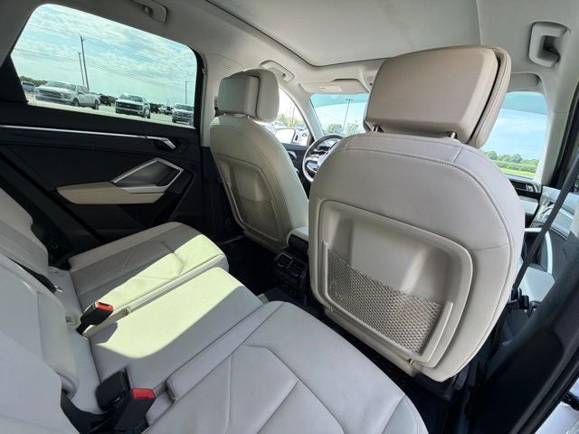 2020 Audi Q3 Premium quattro