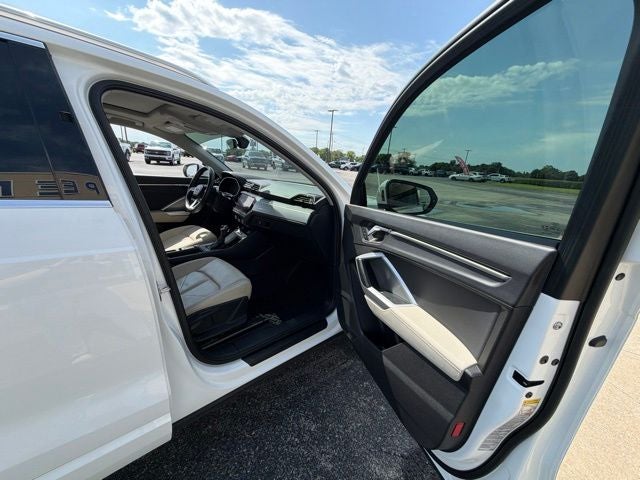 2020 Audi Q3 Premium quattro