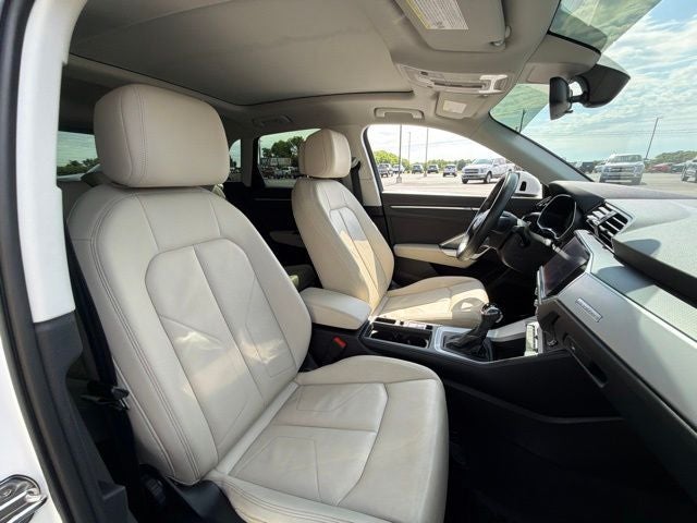 2020 Audi Q3 Premium quattro