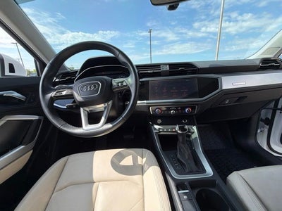 2020 Audi Q3 Premium quattro