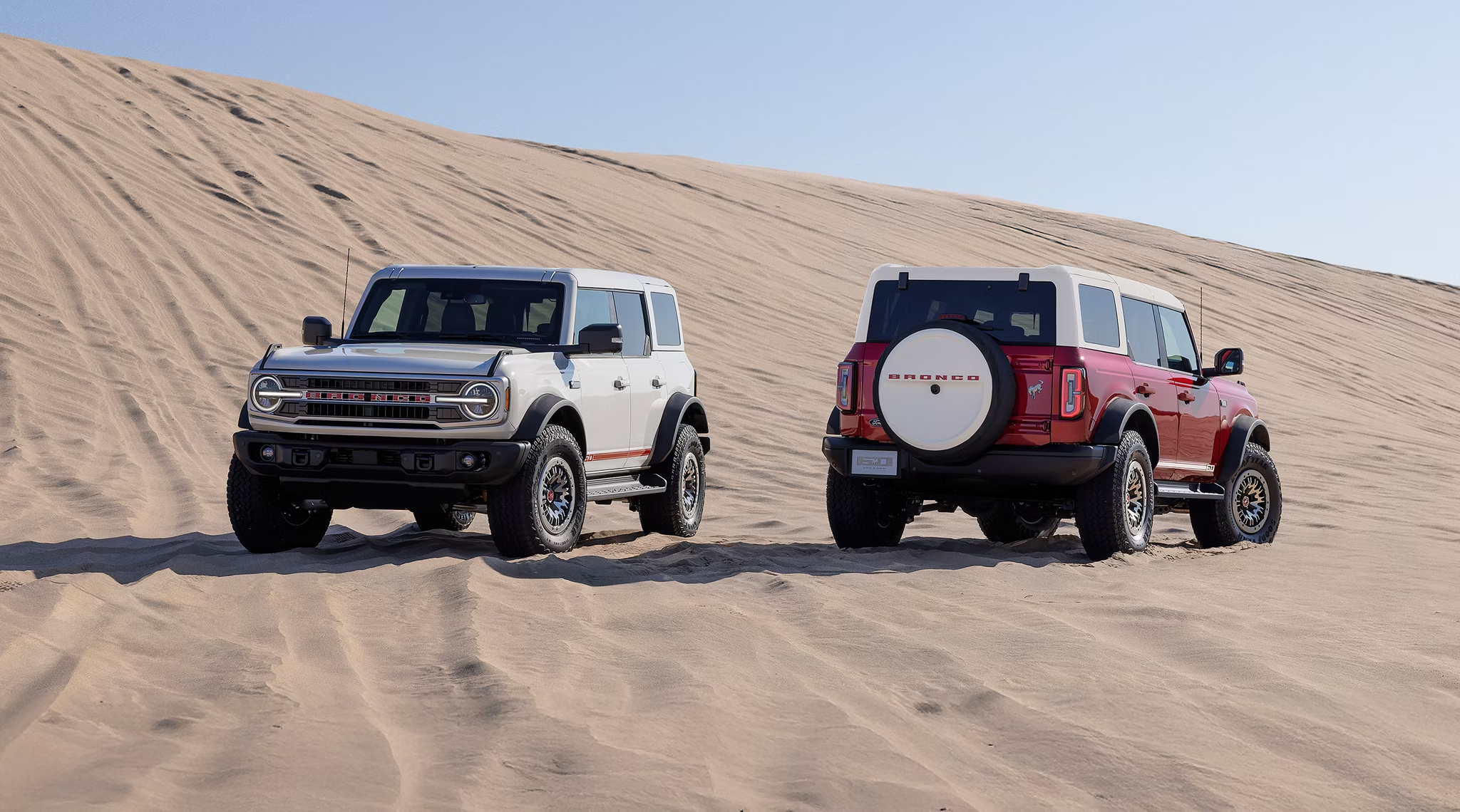 2026 Ford Bronco -- Sandy Exterior Hero