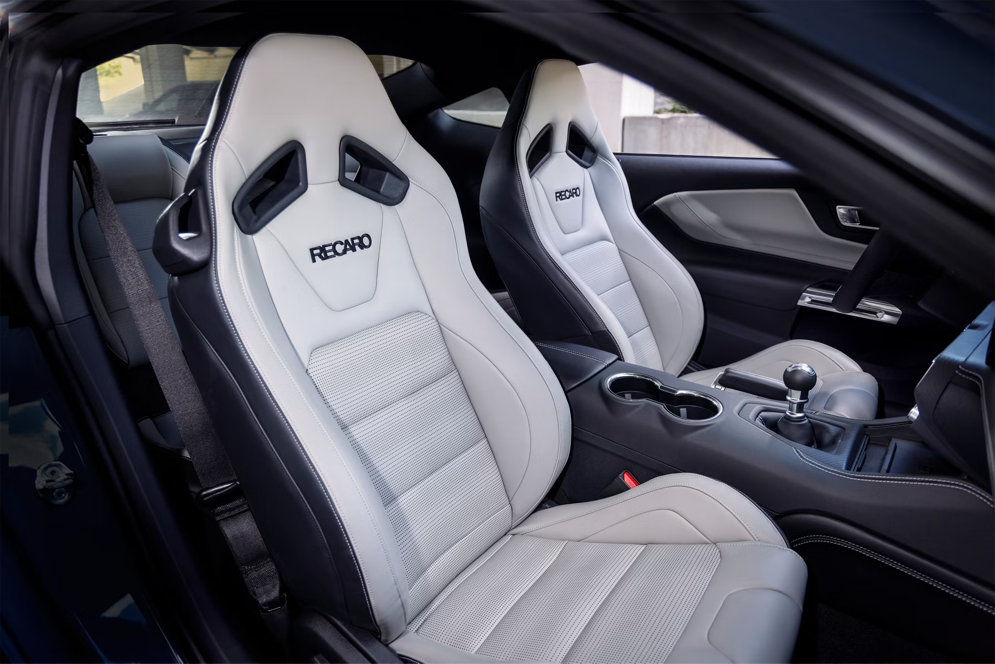 2026 Ford Mustang -- Front Seats
